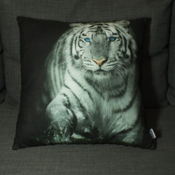 Decorative pillow - White tiger
